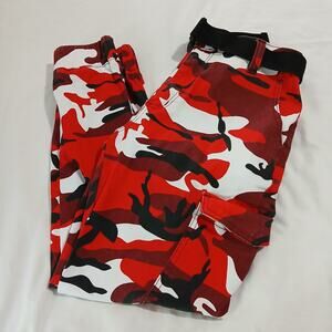 ALMOST FAMOUS Women's L Red/Black/White Camo Cargo Pants Cotton/Spandex Blend